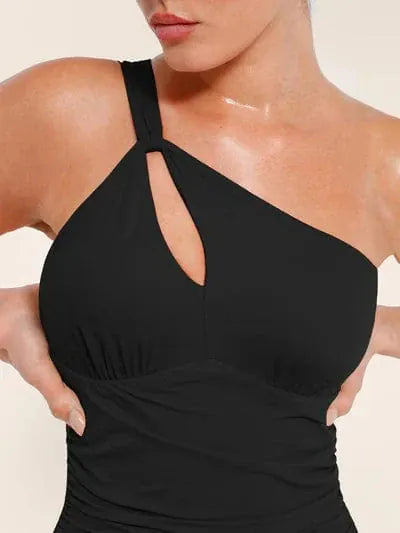 Curvypower | Australia One-Piece Swimsuit One Shoulder Ruched One-Piece Swimsuit with Chest Support
